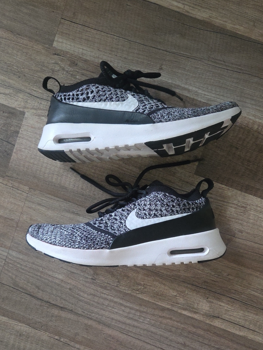 Nike Black & White Knit Air Max Sneakers